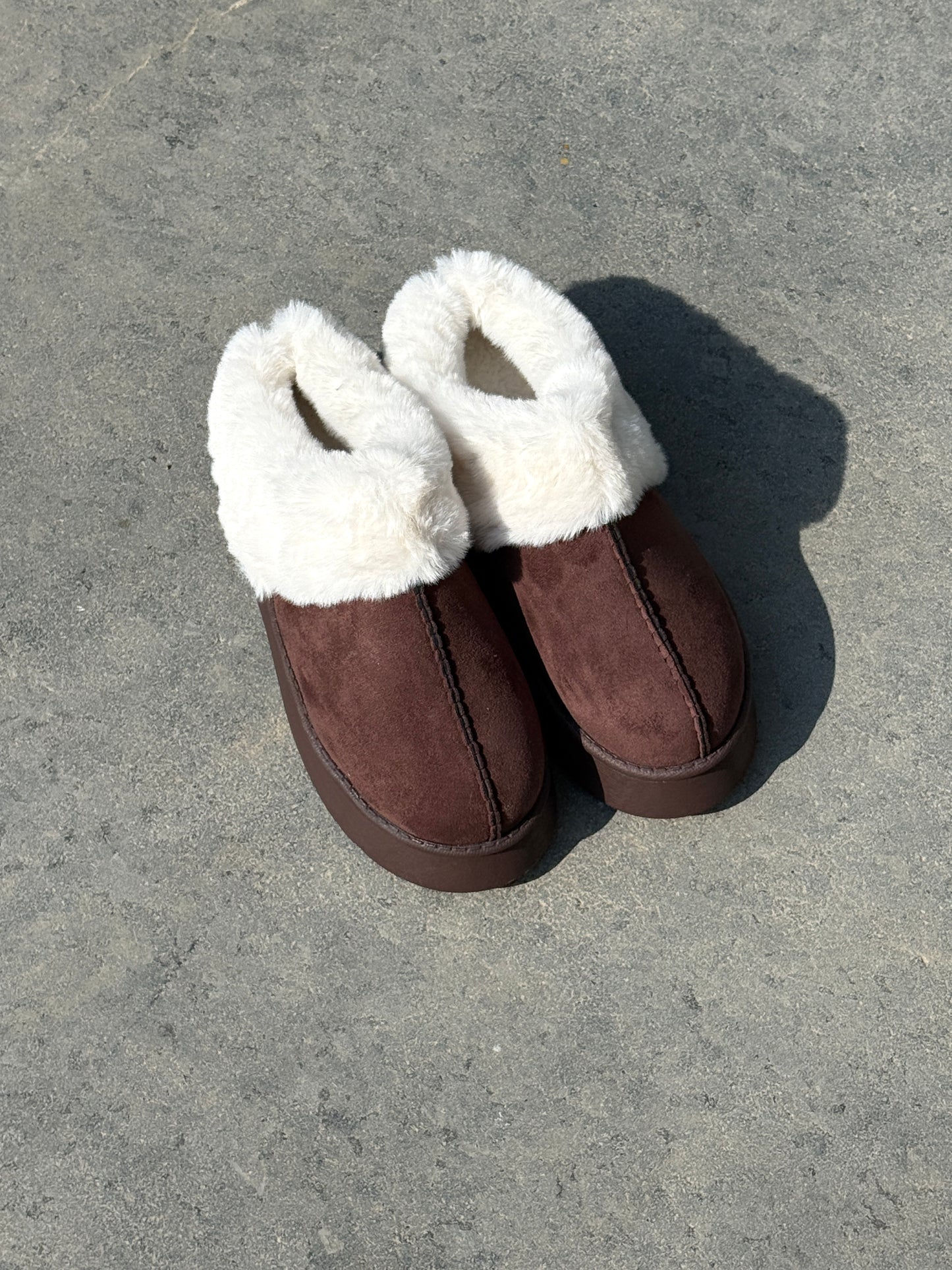 Brown Faux fur & Suede slides